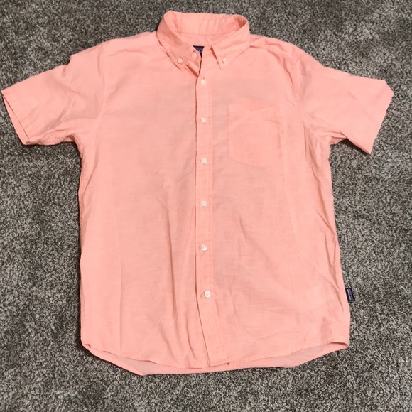 Like New PATAGONIA Button Down Shirt - Picture 1 of 7